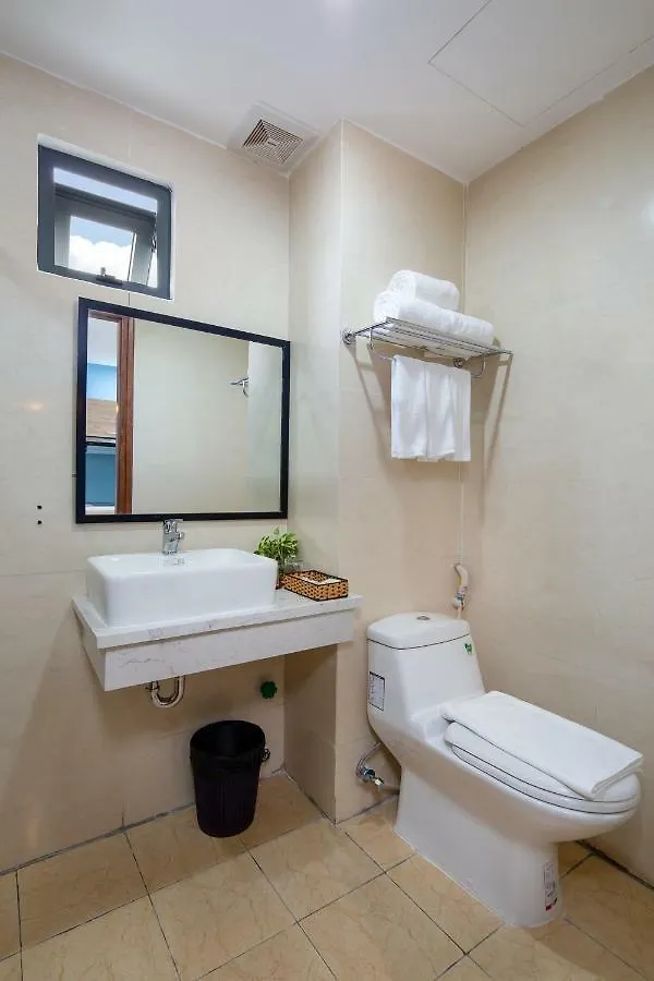 Happy House Apartment Da Nang 2*,